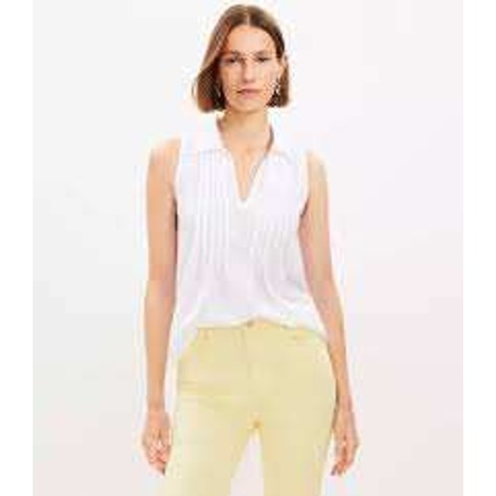 LOFT Petite Sleeveless White Collared‎ Pleated V-Neck Blouse Top - Size MP